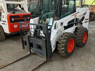 صورة ل لوادر صغيرة 2023 بوبكات S550