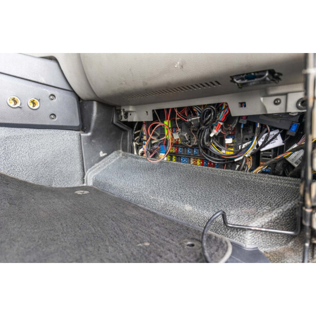 2020 Mercedes-Benz ANTOS 2530BL-47189311