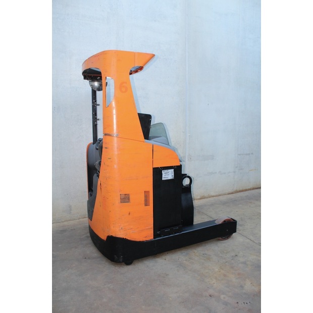 2011 BT RRE 160-47198622