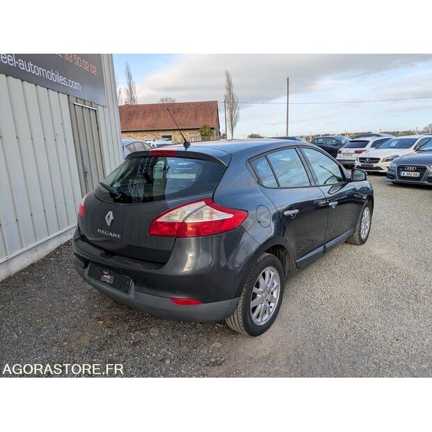 2009 رينو Megane-47203706
