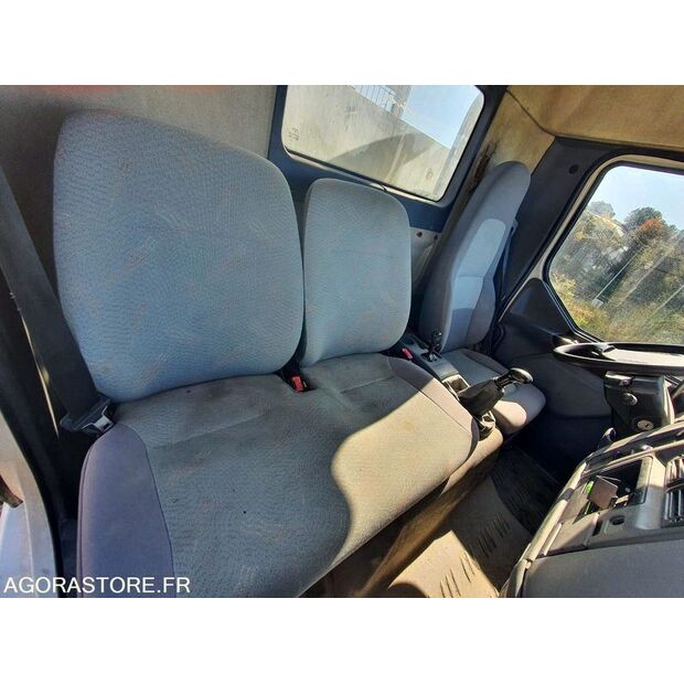 2005 رينو Midlum 180.10-47203804
