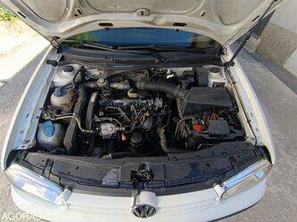 2003-volkswagen-golf-1453398-47203953