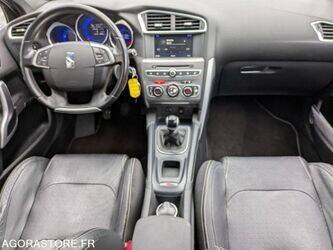 2015-citroen-ds4-1453403-47204104