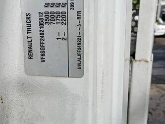 2010-renault-maxity-1453404-47204147