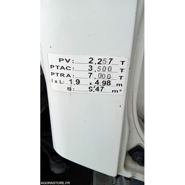 2010 Renault Maxity-47204153