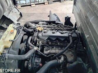 2010-renault-maxity-1453404-47204159