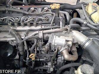 2010-renault-maxity-1453404-47204160