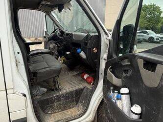 2017-renault-master-1453406-47204236