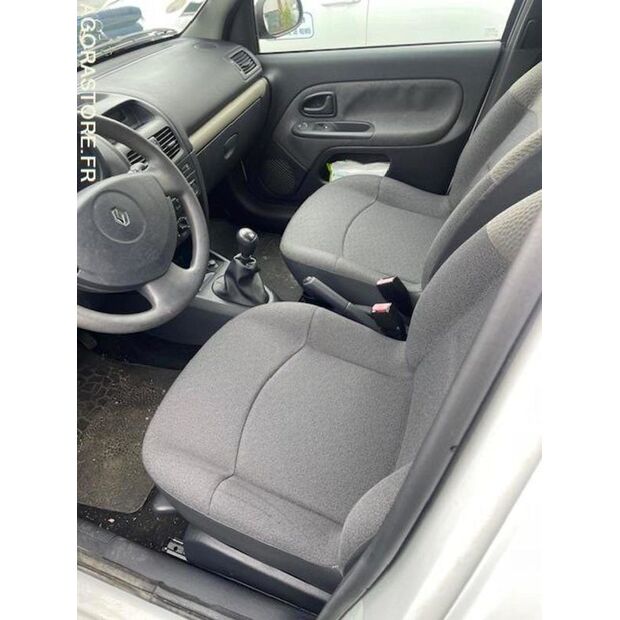 2004 Renault Clio-47204568