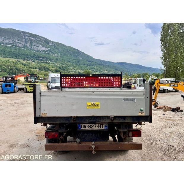 2015 Isuzu D-MAX-47204594