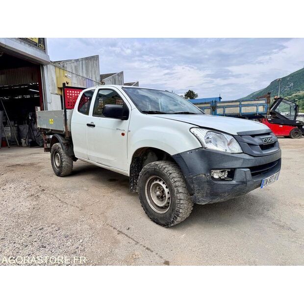 2015 Isuzu D-MAX-47204597
