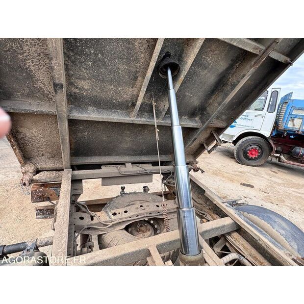 2015 Isuzu D-MAX-47204603