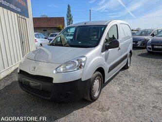 2012-peugeot-partner-1453427-47204841