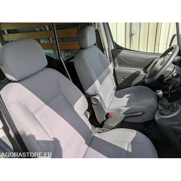 2012 Peugeot PARTNER-47204845