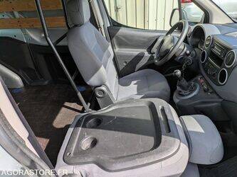 2012-peugeot-partner-1453427-47204847