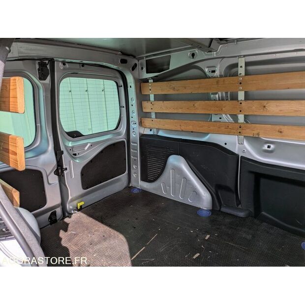 2012 Peugeot PARTNER-47204850