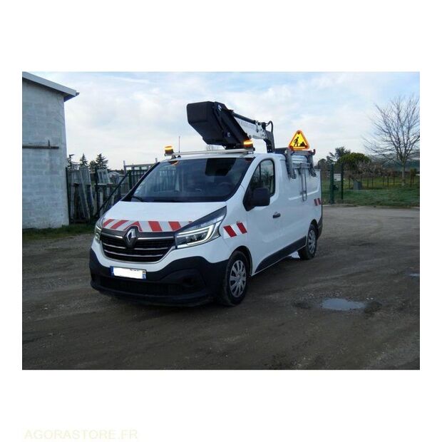 2020 Renault Trafic-47204904