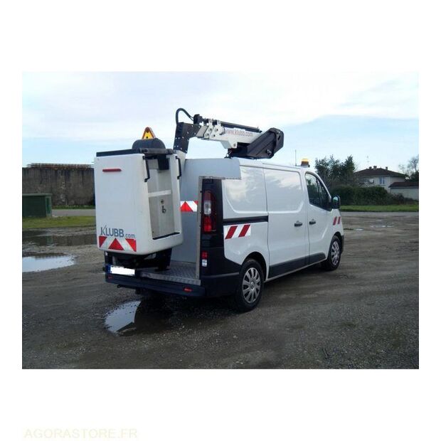 2020 Renault Trafic-47204919