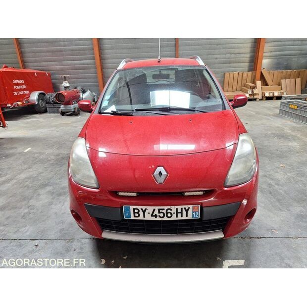 2011 Renault Clio-47204949