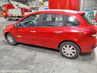 2011-renault-clio-1453431-47204951