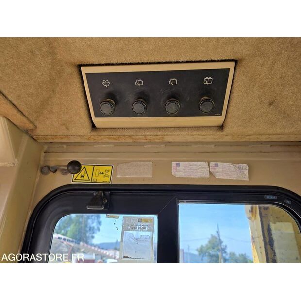 2002 Caterpillar D9R-47205497