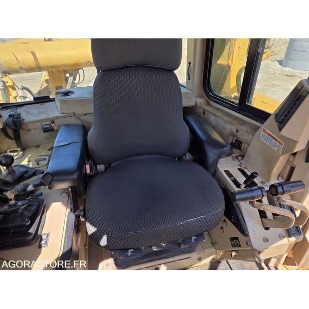 2002 Caterpillar D9R-47205499