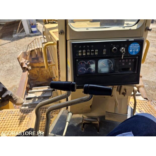2002 Caterpillar D9R-47205500