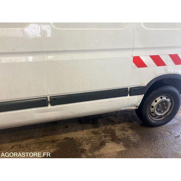 2009 Renault Master-47205620