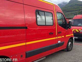 2014-renault-master-1452981-47205657