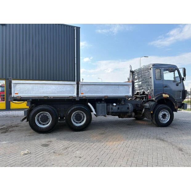 1985 Mercedes-Benz SK 2228-47206618