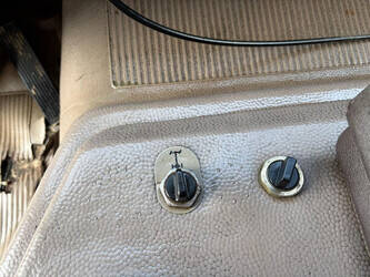 1985-mercedes-benz-sk-2228-47206630
