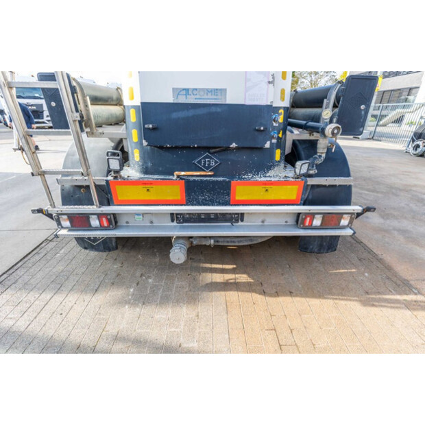 2011 فلدبندر EUT 40.3-47206782