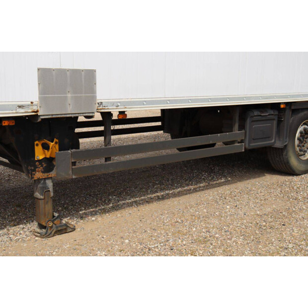 2017 Schmitz Cargobull SCB-S3B-47208274
