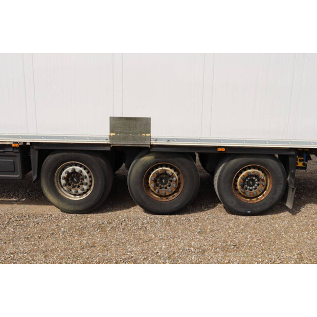 2017 Schmitz Cargobull SCB-S3B-47208275