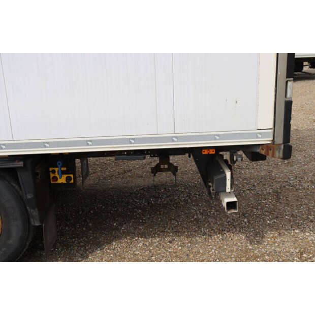 2017 Schmitz Cargobull SCB-S3B-47208278
