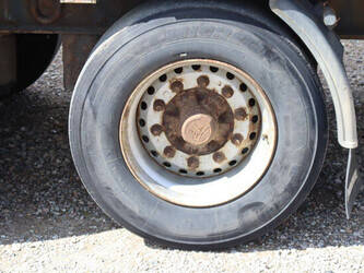 2010-krone-sd-1453532-47208634
