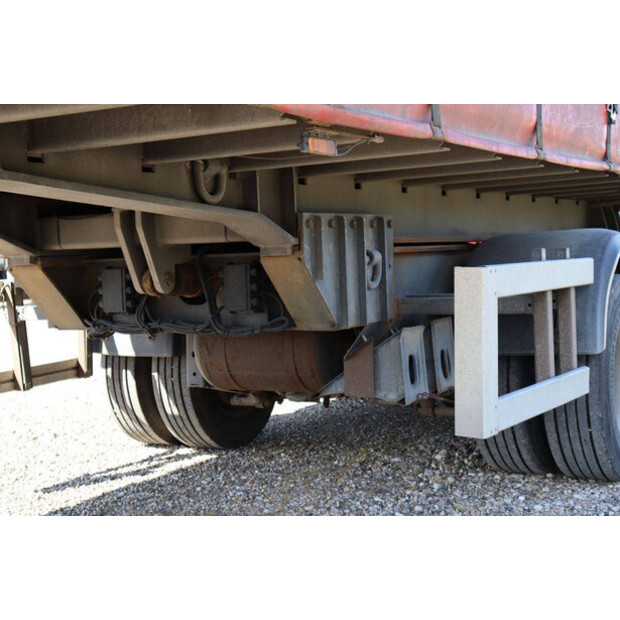 2011 HFR SX20-47208815