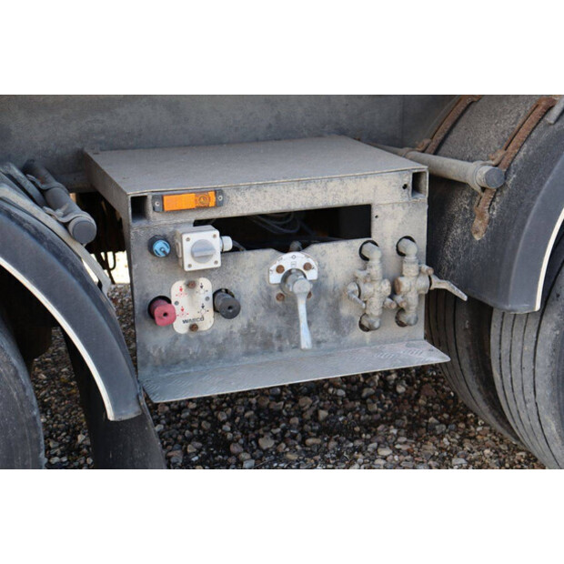 2011 HFR SX20-47208820