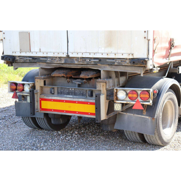 2011 HFR SX20-47208824
