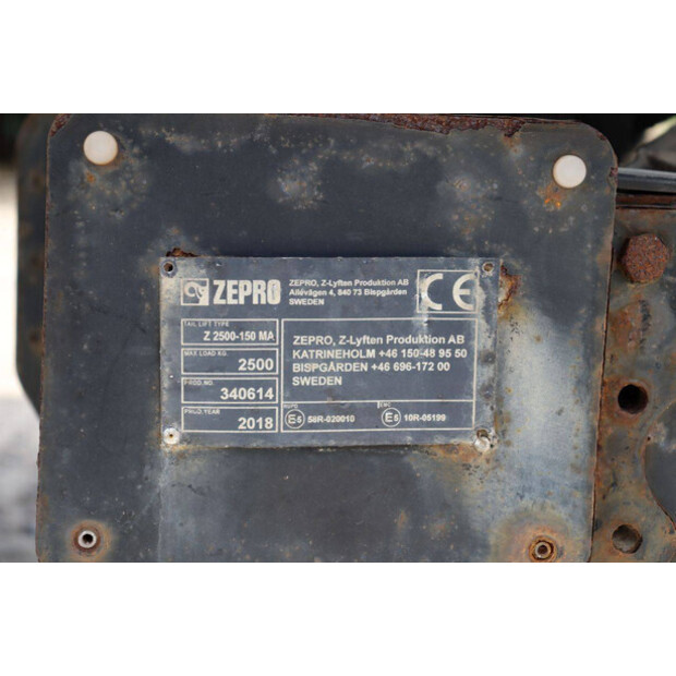 2018 شميتز كارجوبول SCB-S3B-47208882