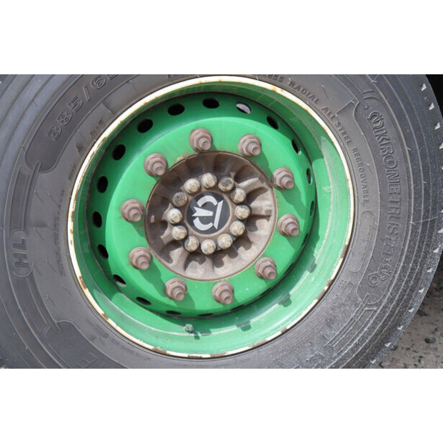 2020 كرون SD-47209111