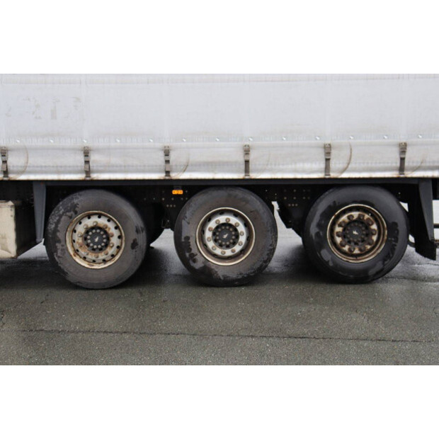 Volvo SCB*S3T-47209550