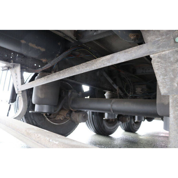 Volvo SCB*S3T-47209566
