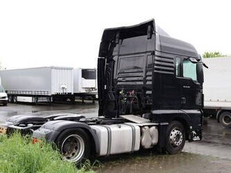 2017-man-tgx-18-460-1453556-47209976