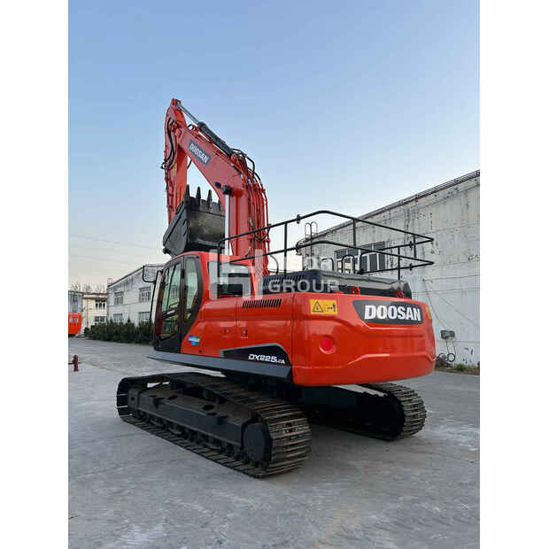 2023 دووسان DX225-47210509