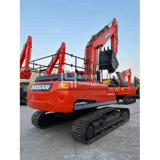 2023 دووسان DX225-47210511