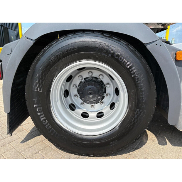 2021 مان TGX-47211093