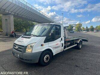 ford-transit-1453623-47223970