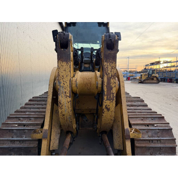 2010 كاتربيلر 973D-47226220