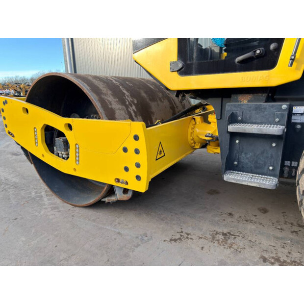 2019 BOMAG BW213D-5-47227001